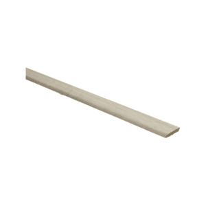 Plakplint voor PVC vloeren en laminaat vloeren. Met zelfklevende plakstrip. Kleur eiken beige.